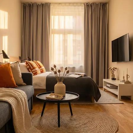 Apartamento Turnkey I Karlín Square *