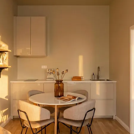 Apartamento Turnkey I Karlín Square Praga