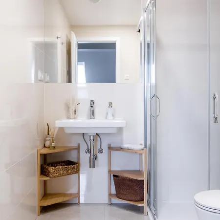 Turnkey I Karlin Square Prága