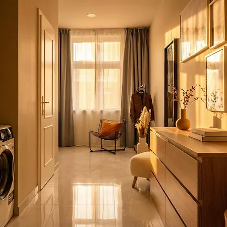 Turnkey I Karlin Square