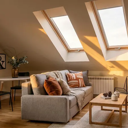 Turnkey I Karlin Square Apartment