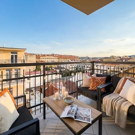 Turnkey I Karlin Square *