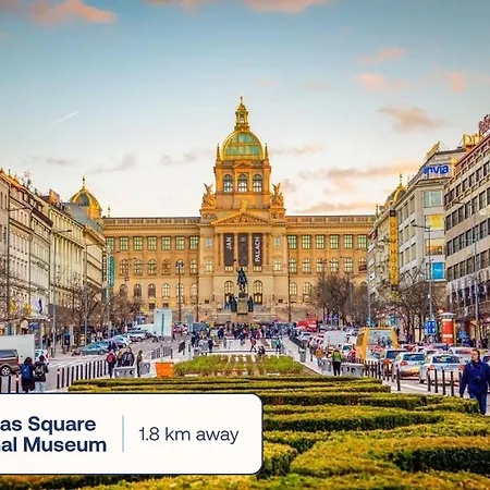 Turnkey I Karlin Square * Praag