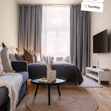 Turnkey I Karlin Square Praag