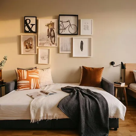 Turnkey I Karlin Square Apartment *